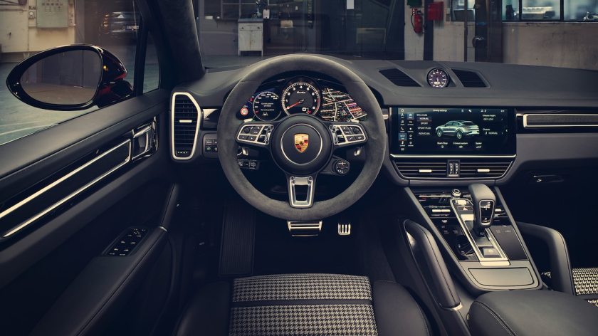 Cayenne Coupe Interior