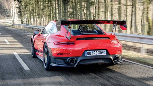 GT2RS MR Back